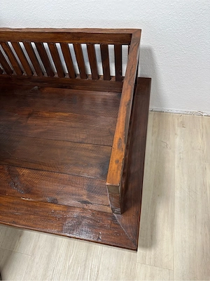 außergewöhnliches Holzsofa Tagesbett im asiatischen Stil Bild 9