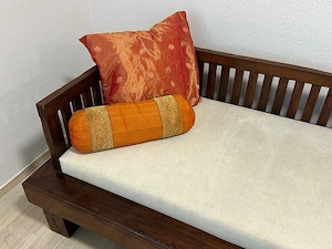 außergewöhnliches Holzsofa Tagesbett im asiatischen Stil Bild 7