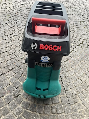 Häcksler Bosch AXT 25 TC Turbinen, sehr leise, neuwertig, günstig zu verkaufen Bild 3