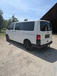 Zuverlässiger VW T5 4Motion (2014)   2.0 TDI 179 PS 2 Schiebetüren 8 Sitze Bild 3
