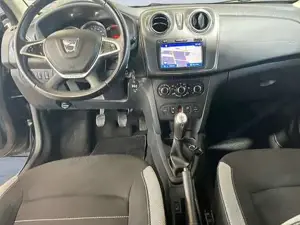 Dacia Sandero Bild 8