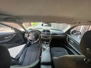 BMW 318d Touring Bild 4