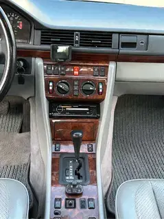Mercedes 500E W124 Bild 10