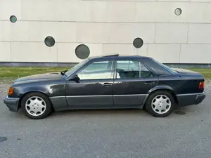 Mercedes 500E W124 Bild 8