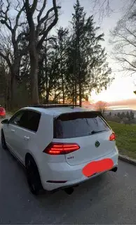 Volkswagen Golf GTI Performance 2,0 TSI DSG Bild 6