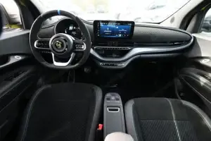 Abarth 500e Turismo 42 kWh LED Pano Nav JBL SHZ Kam PDC 114... Bild 8