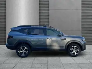 Dacia Bigster Journey LKHZ+SHZ+PDC+RFK Hybrid 155 116 kW (158... Bild 2