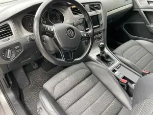 VW Golf Bild 15