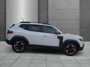 Dacia Duster Extreme+ SHZ+LKHZ+Navi Hybrid 140 104 kW (141 P... Bild 2