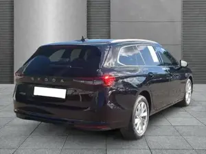 Skoda Superb Combi Selection AHK+GJR+KAM+EL.HECKKL... 2.0 TDI DSG ... Bild 3