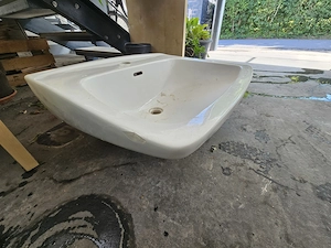 Keramik Waschbecken Bild 2