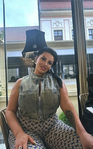 Hallo ich bin Briggite neu in deine stadt  Bild 4