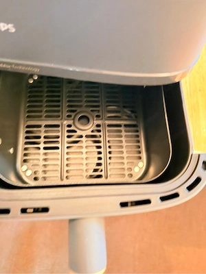 Philips 3000 Series Airfryer NA352 00 mit zwei Körben   Top Zustand Bild 4