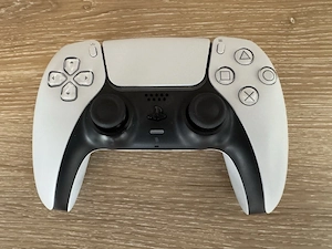 sony Playstation 5 pro  gut wie neu PS5 Pro CDs player funktioniert super mit controllern   Bild 4