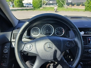 Mercedes C200  Bild 3