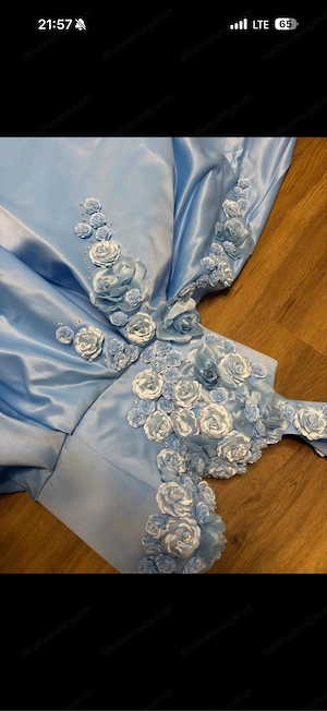 Ballkleid Verlobungskleid Bild 5