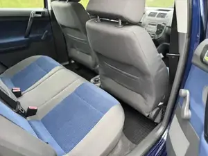 Vw Polo 9N 1.4i  Tüv Neu ! 8 27+4mon Bild 8