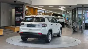 Jeep Compass Bild 7