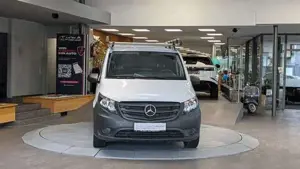 Mercedes-Benz  Bild 2