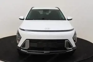 Hyundai KONA Feel 75 kW (102 PS), Automatik, Frontantrieb Bild 2