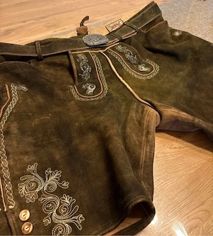 Lederhose Trachtenmode