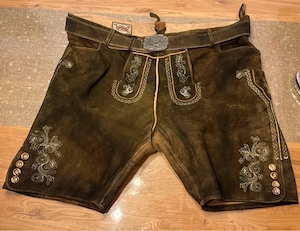 Lederhose Trachtenmode Bild 2