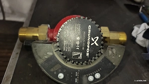 Grundfos Magna25-100 180 Pumpe  Bild 2