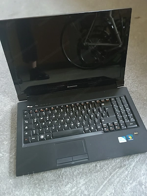 Laptop für Bastler ohne Kabel funktioniert  Bild 2