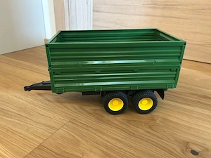 Bruder John Deere 7R 350 Bild 4