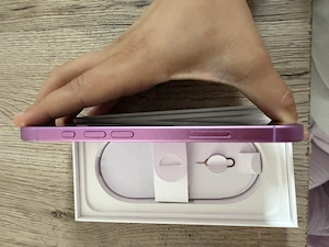 I Phone 16 128GB pink Bild 3