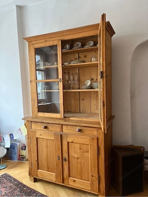 Wunderschöne Holzvitrine  Bild 2