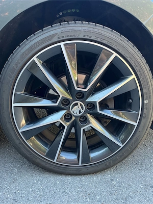 Skoda Rapid Spaceback Sport 1.4 TDI 90 PS Klein-  Kompaktwagen Bild 10