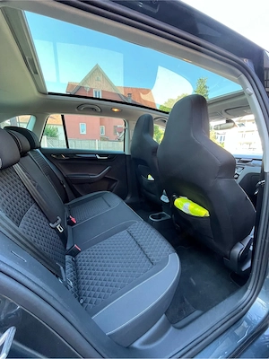 Skoda Rapid Spaceback Sport 1.4 TDI 90 PS Klein-  Kompaktwagen Bild 7