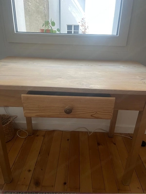 Holzschreibtisch Bild 3
