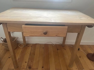 Holzschreibtisch Bild 2