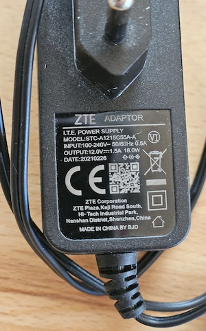 HoT   ZTE LTE WLAN-Router (Modell: MF286R)   Offen für alle Netze Bild 4