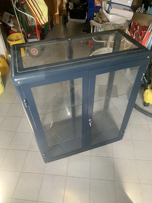 Ikea Vitrine aus Glas Metall Bild 3