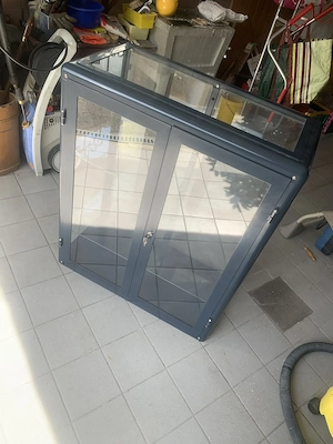 Ikea Vitrine aus Glas Metall Bild 4