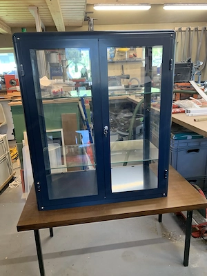 Ikea Vitrine aus Glas Metall Bild 6