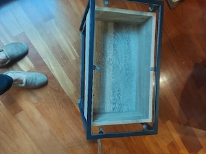 Beistelltisch aus Glas  Metall