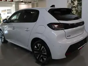 Peugeot 208 Bild 3
