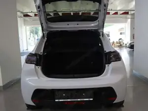Peugeot 208 Bild 6