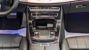 Mercedes-Benz E 300 Bild 15