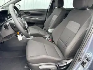Hyundai BAYON GO PLUS! 1.0 T-GDI 66 kW (90 PS) DCT7 -PDC-Kame... Bild 9