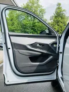 Peugeot 3008 Bild 12