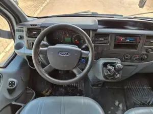 Ford Transit Bild 16