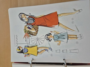 Retro - Zuschneidelehrwerk aus den 60er Jahren Bild 5