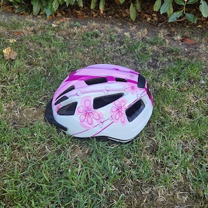 Schönes Mädchenfahrrad ikl. passender Helm Bild 6