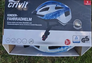 unbenützter schöner Fahrradhelm mit sportlichem Muster Bild 2