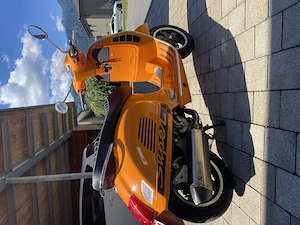 Vespa GTS 300 Supersport Bild 3